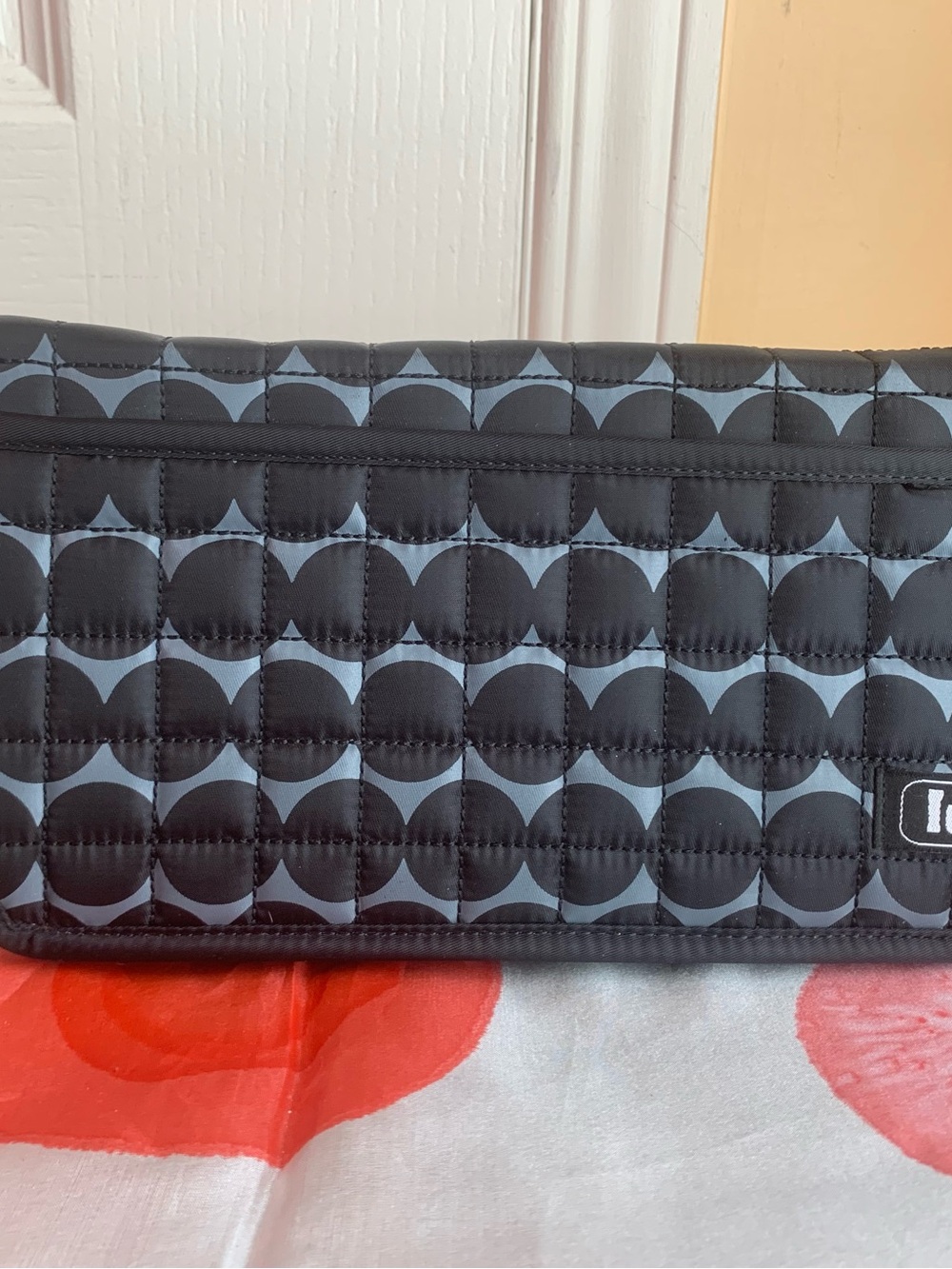 LUG  WOT travel wallet passeport organizer